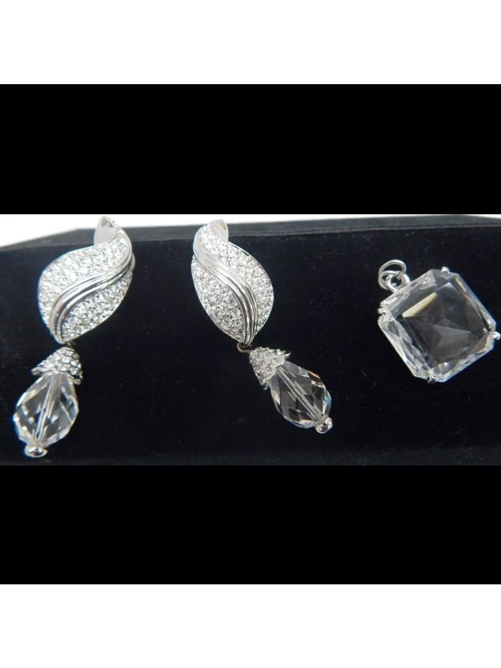 Swarovski Crystal Silver Tone Chunky Dangle Earrings & Pendant 41.1g
